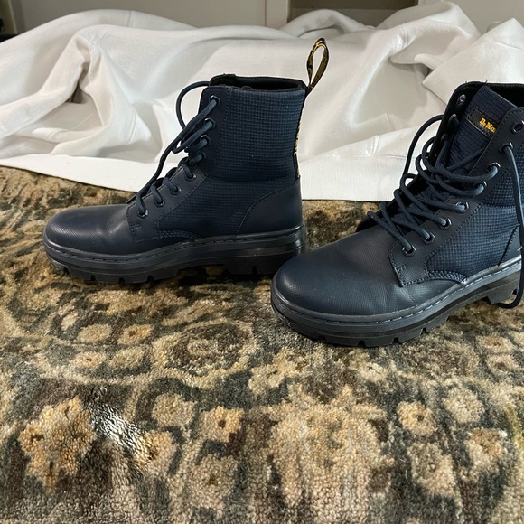 Dr. Martens Comb combat boot unisex size 7 navy blue - Picture 4 of 5